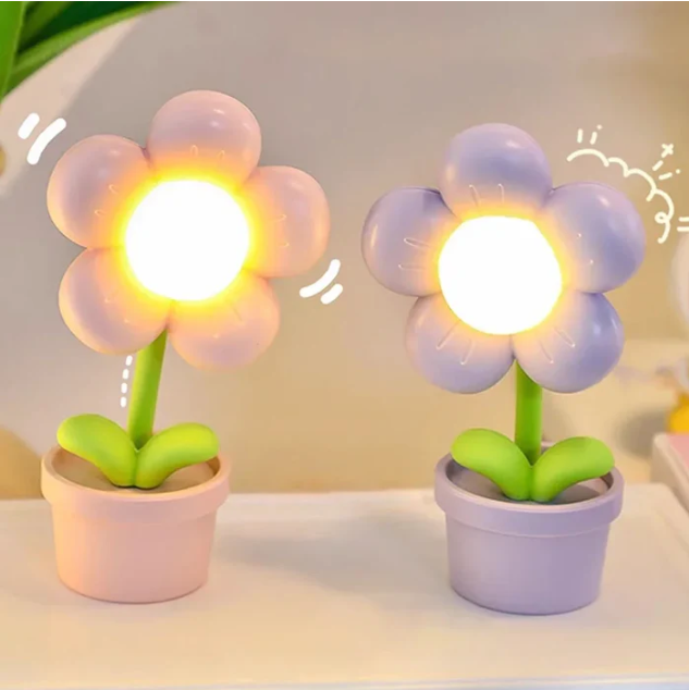 BloomLite | lille blomster bordlampe